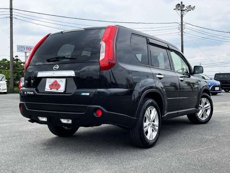 2013 NISSAN X-trail 